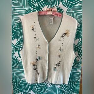 Vintage Koret Petites cream w/embroidered beaded flowers sweat vest sz L